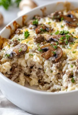 Cremiger Rindfleisch-Reisauflauf mit Pilzen: Einfach & lecker