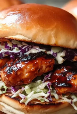 Honig-Chipotle-Hühnchen-Slider für deinen Snack-Abend